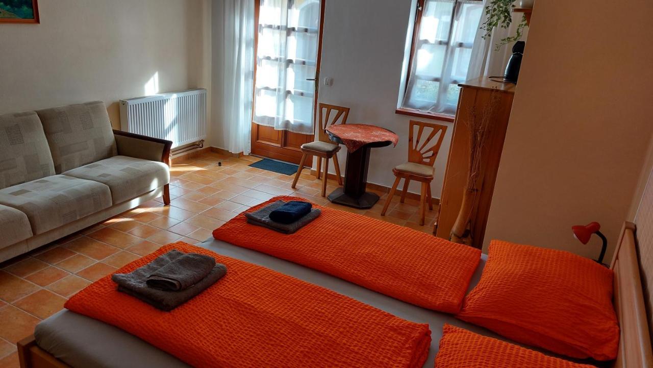 Rozmberska Basta Hotell Třeboň Eksteriør bilde